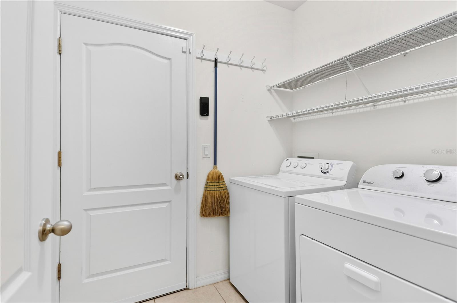 GROVELAND EAGLE POINTE PH 01 - Residential
