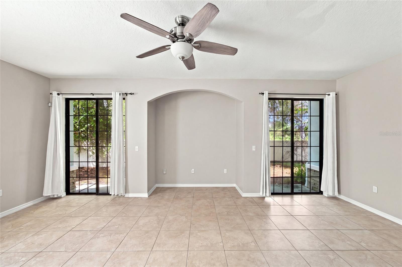 5519 KINGLETHILL DRIVE, LITHIA, FL, 33547 3 5519 KINGLETHILL DRIVE