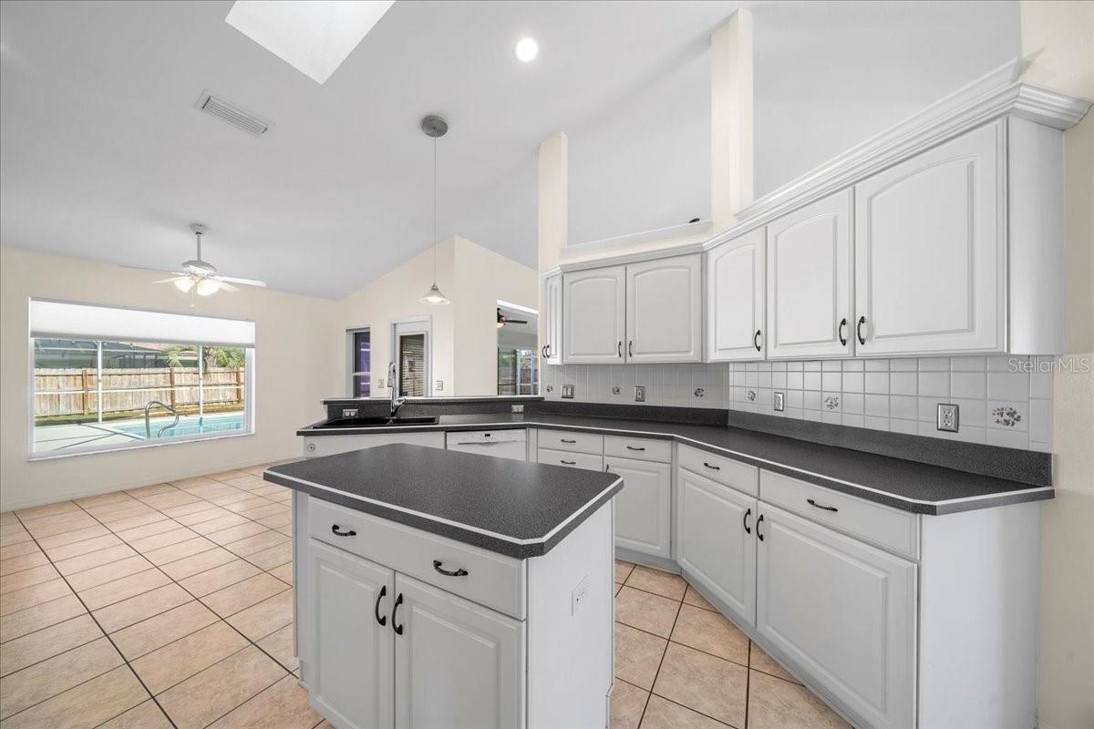 MAJESTIC OAKS FOURTH ADD - Residential