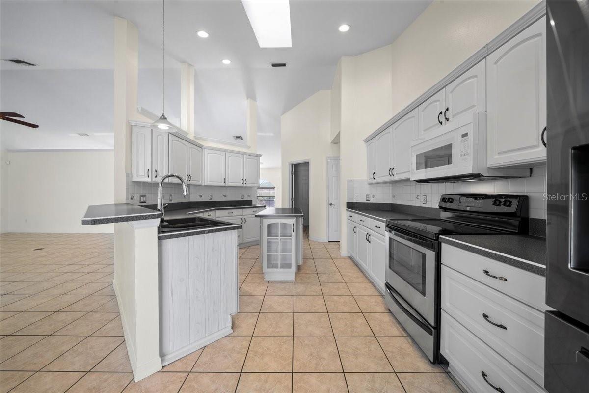 MAJESTIC OAKS FOURTH ADD - Residential