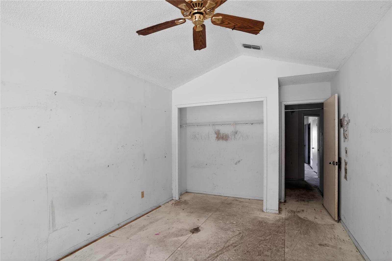 GREENWOOD LAKES UNIT D-3A 1ST ADD - Residential