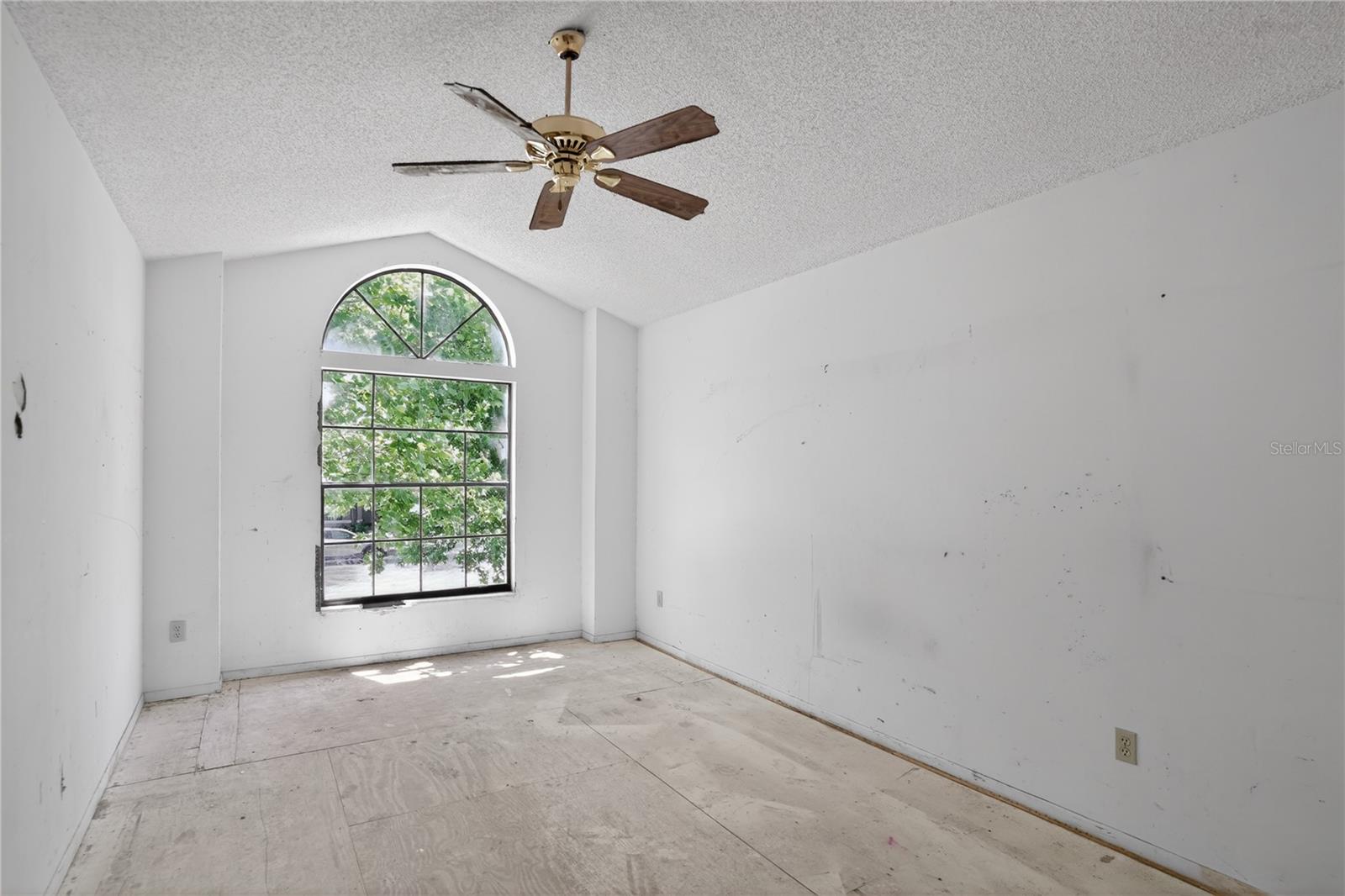 GREENWOOD LAKES UNIT D-3A 1ST ADD - Residential