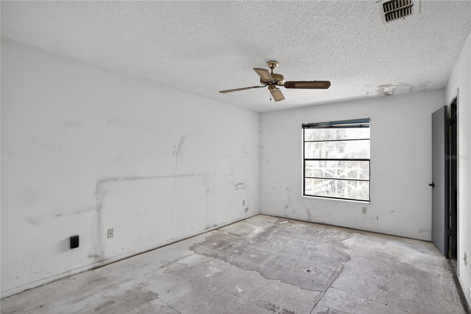 GREENWOOD LAKES UNIT D-3A 1ST ADD - Residential