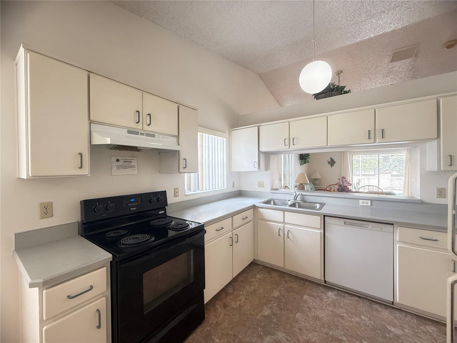 INDIAN WELLS UNIT 8 - Residential