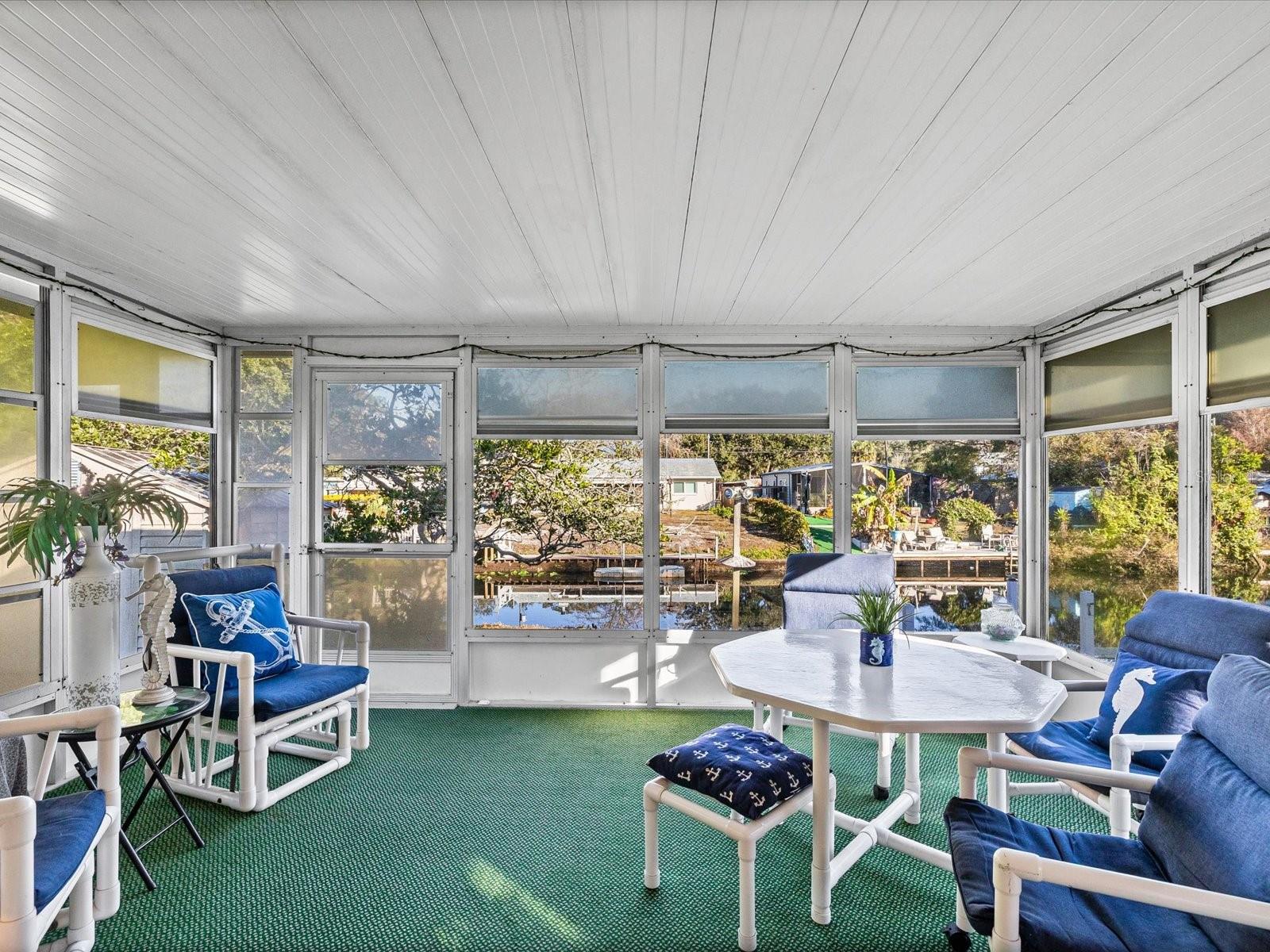 WEEKI WACHEE RIVER ESTATE - Residential