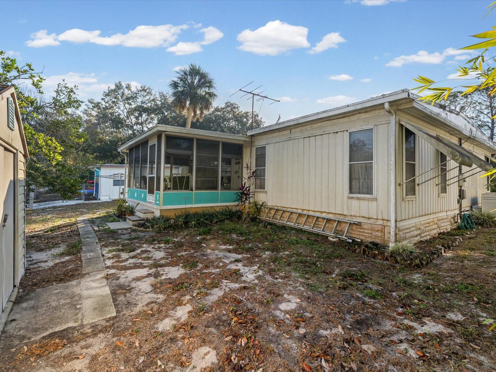 WEEKI WACHEE RIVER ESTATE - Residential