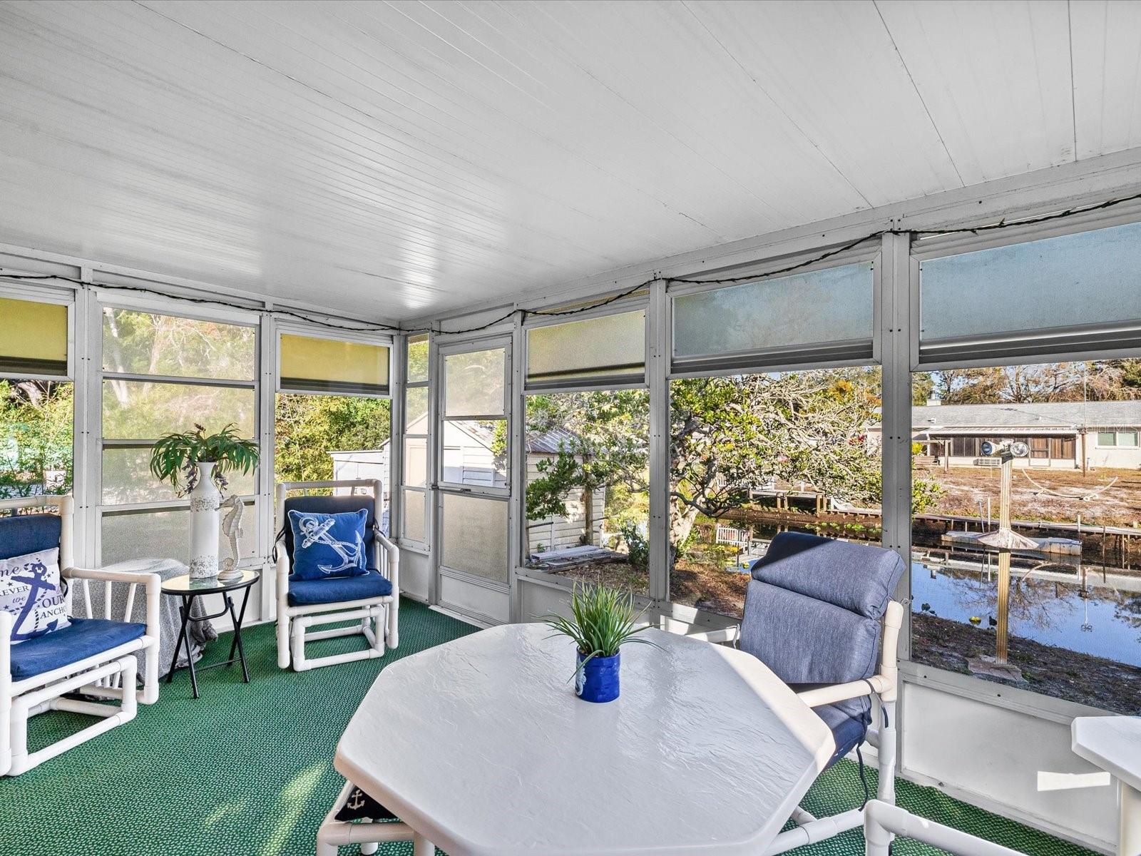 WEEKI WACHEE RIVER ESTATE - Residential