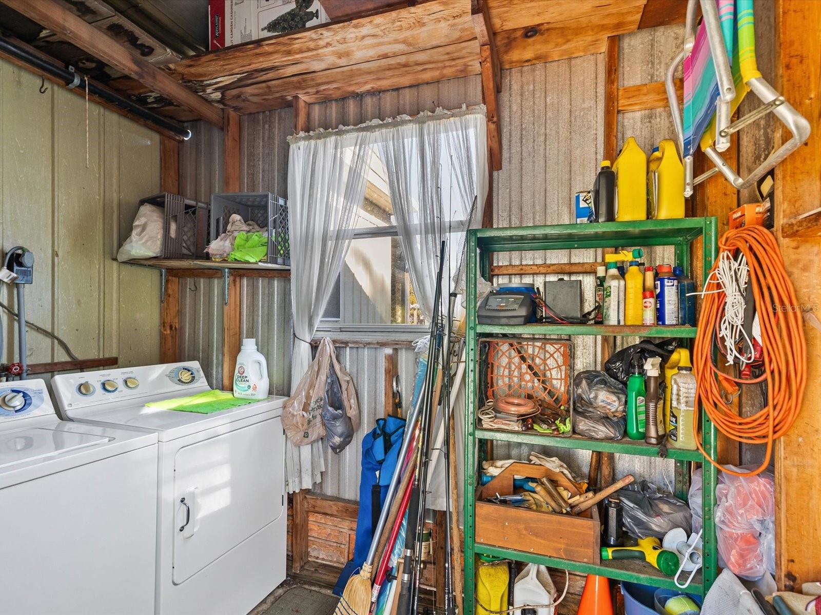 WEEKI WACHEE RIVER ESTATE - Residential