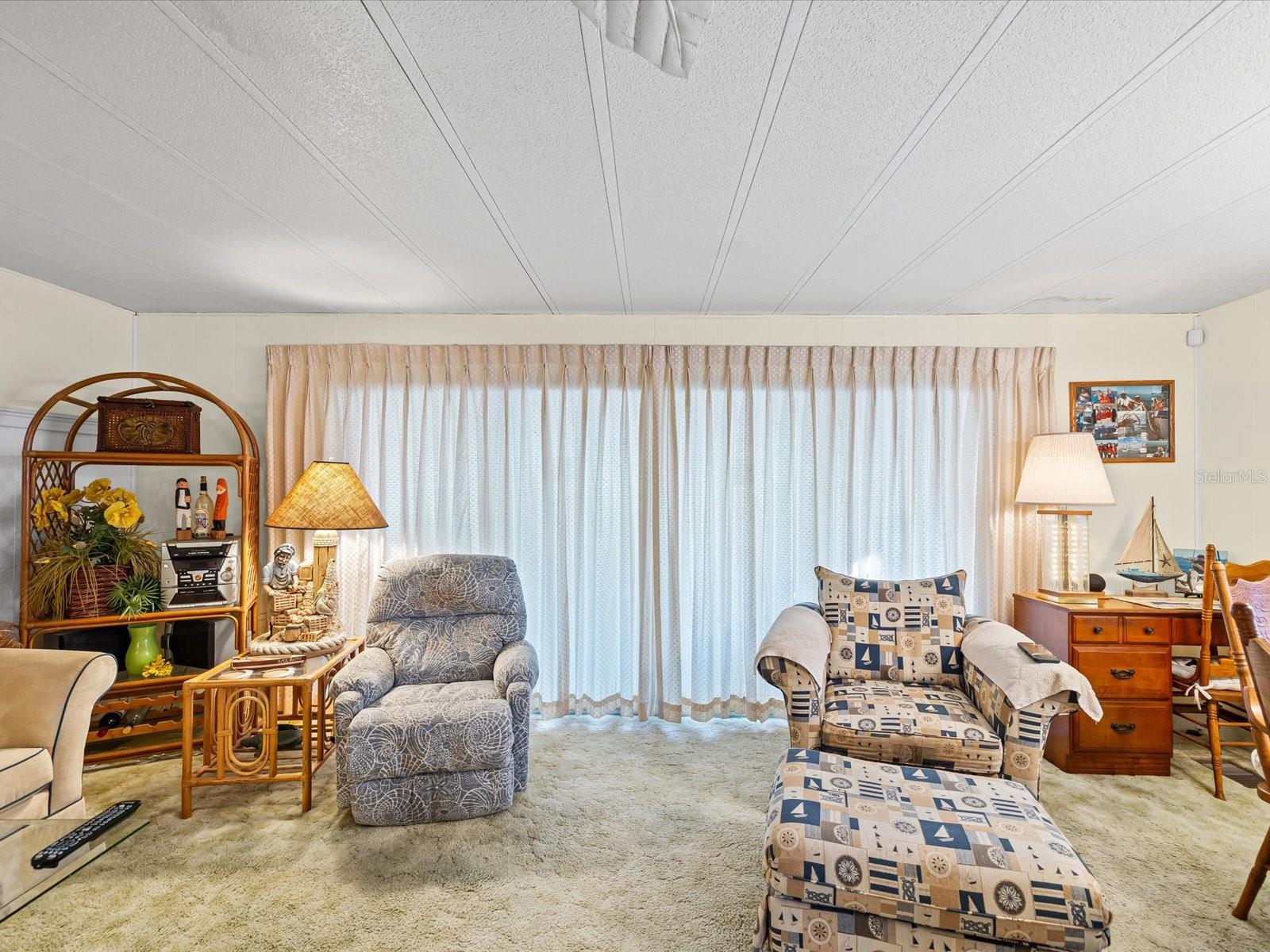 WEEKI WACHEE RIVER ESTATE - Residential