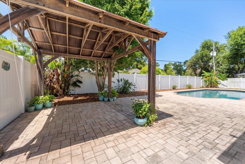 Photo of 10928 118th Street, Seminole, FL 33778 (MLS # TB8541196)