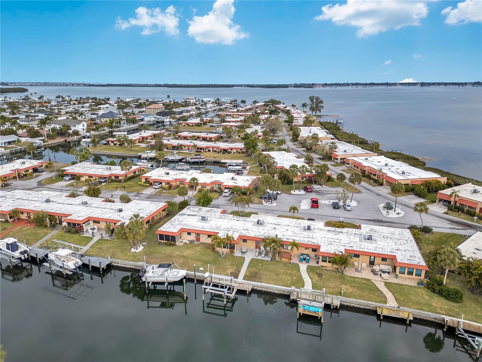 PALMA SOLA HARBOUR CONDO 4 - Residential