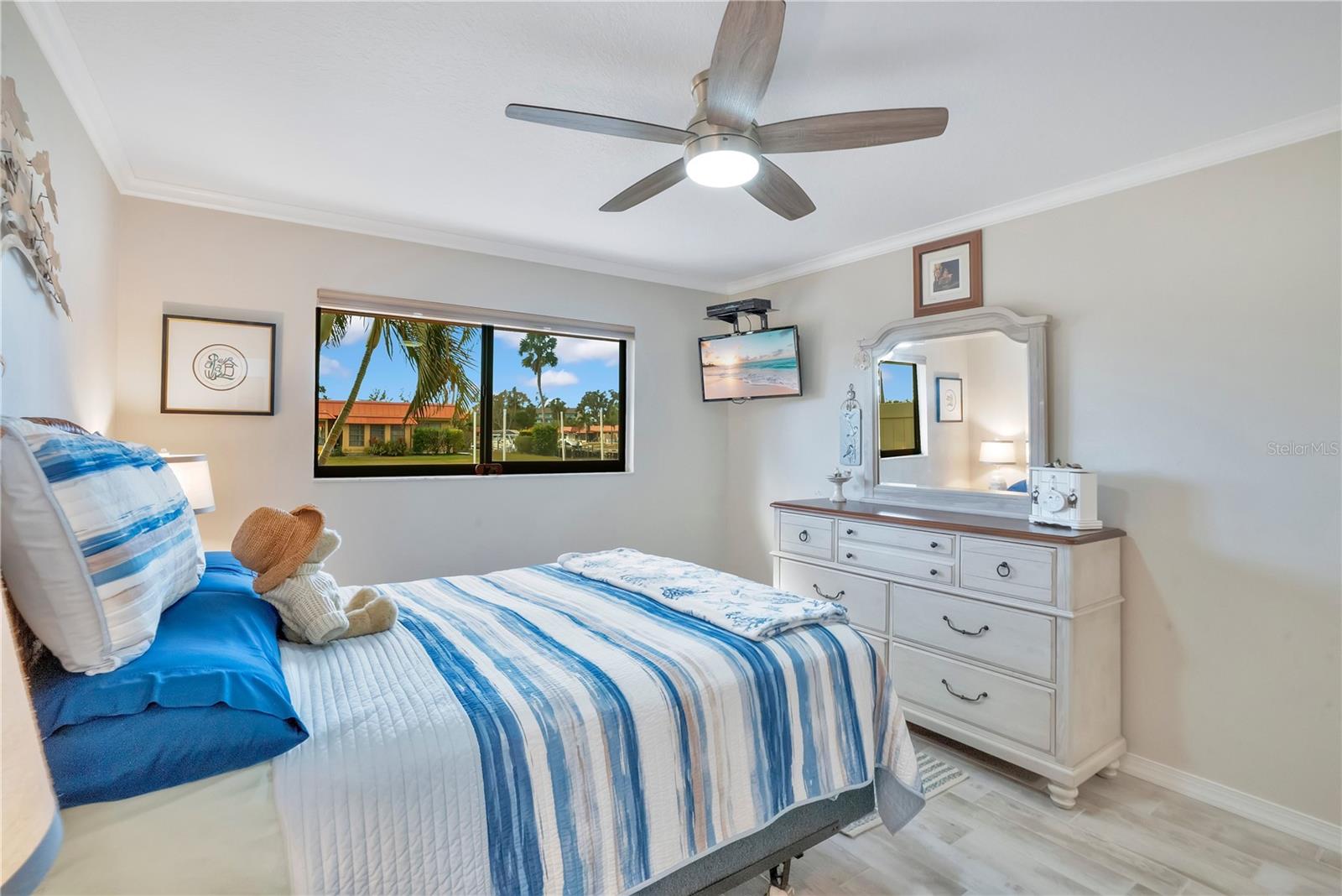 PALMA SOLA HARBOUR CONDO 4 - Residential