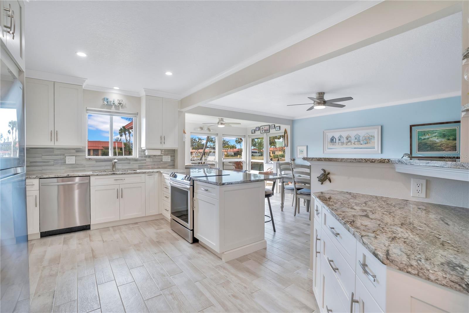 PALMA SOLA HARBOUR CONDO 4 - Residential