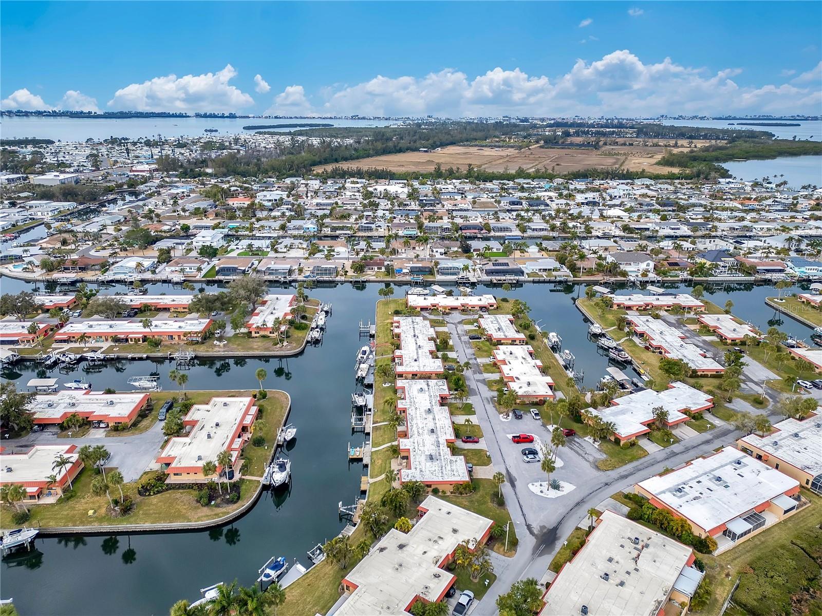 PALMA SOLA HARBOUR CONDO 4 - Residential