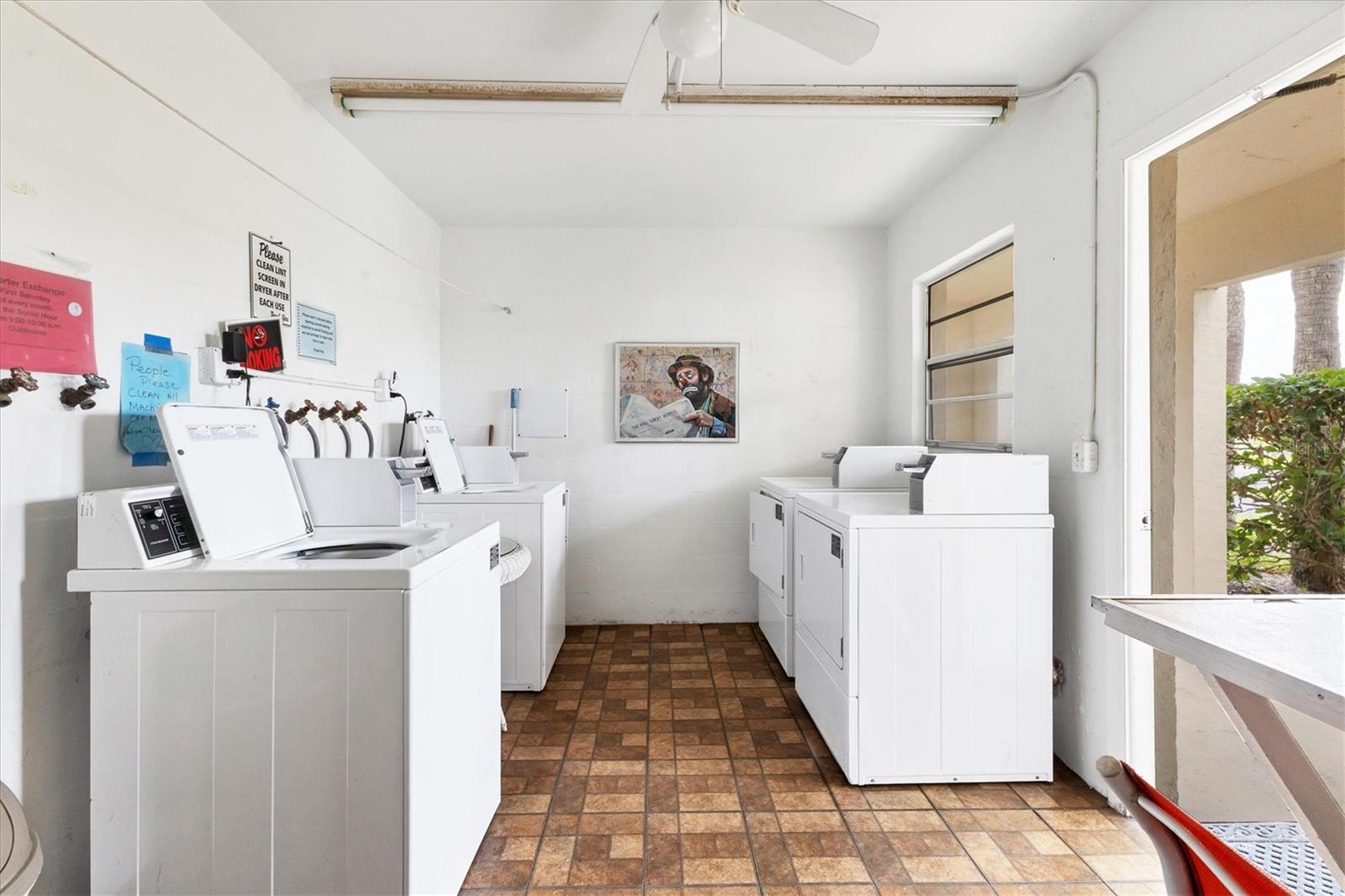 VILLAGE PLAZA SEC 1 - Residential