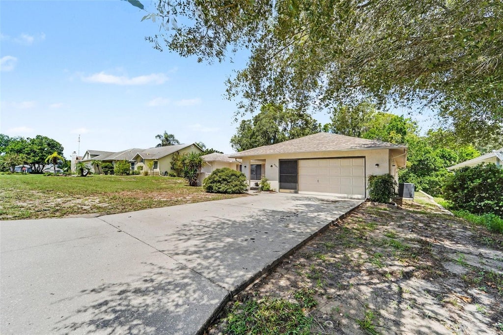 Photo of 4386 Craigdarragh Avenue, Spring Hill, FL 34606 (MLS # O6439787)