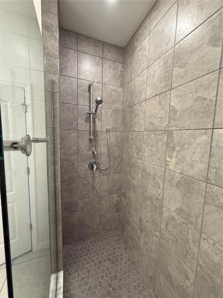 PUNTA GORDA ISLES SEC 20 - Residential Lease