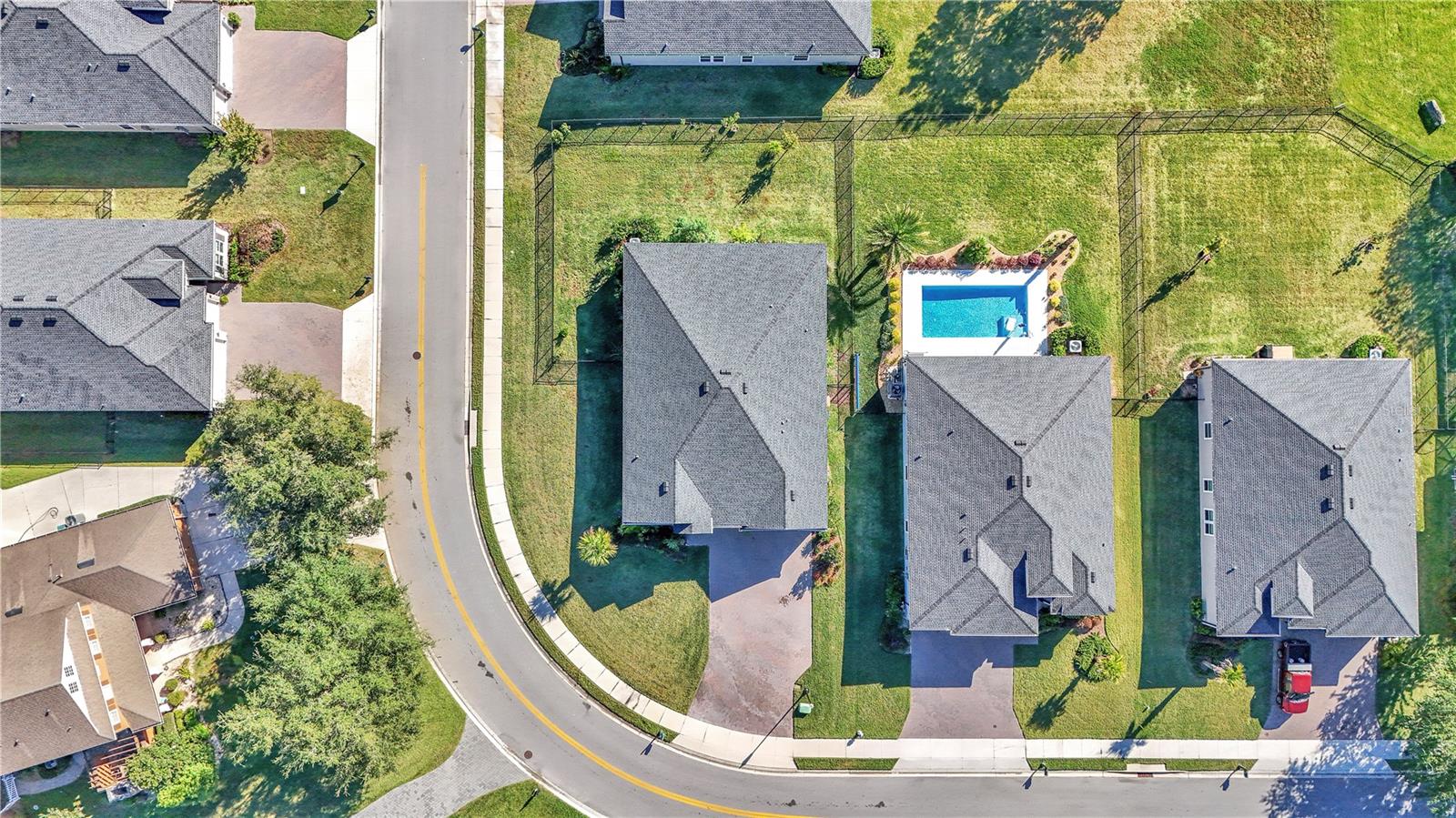 BELLECHASE OAK HAMMOCK - Residential