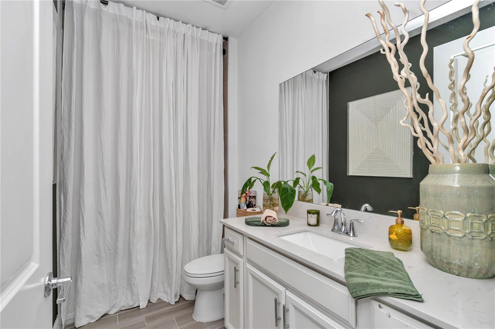 BELLECHASE OAK HAMMOCK - Residential