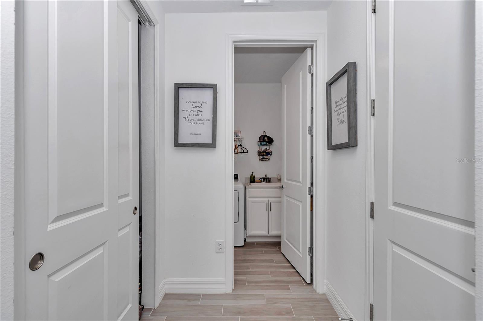 BELLECHASE OAK HAMMOCK - Residential