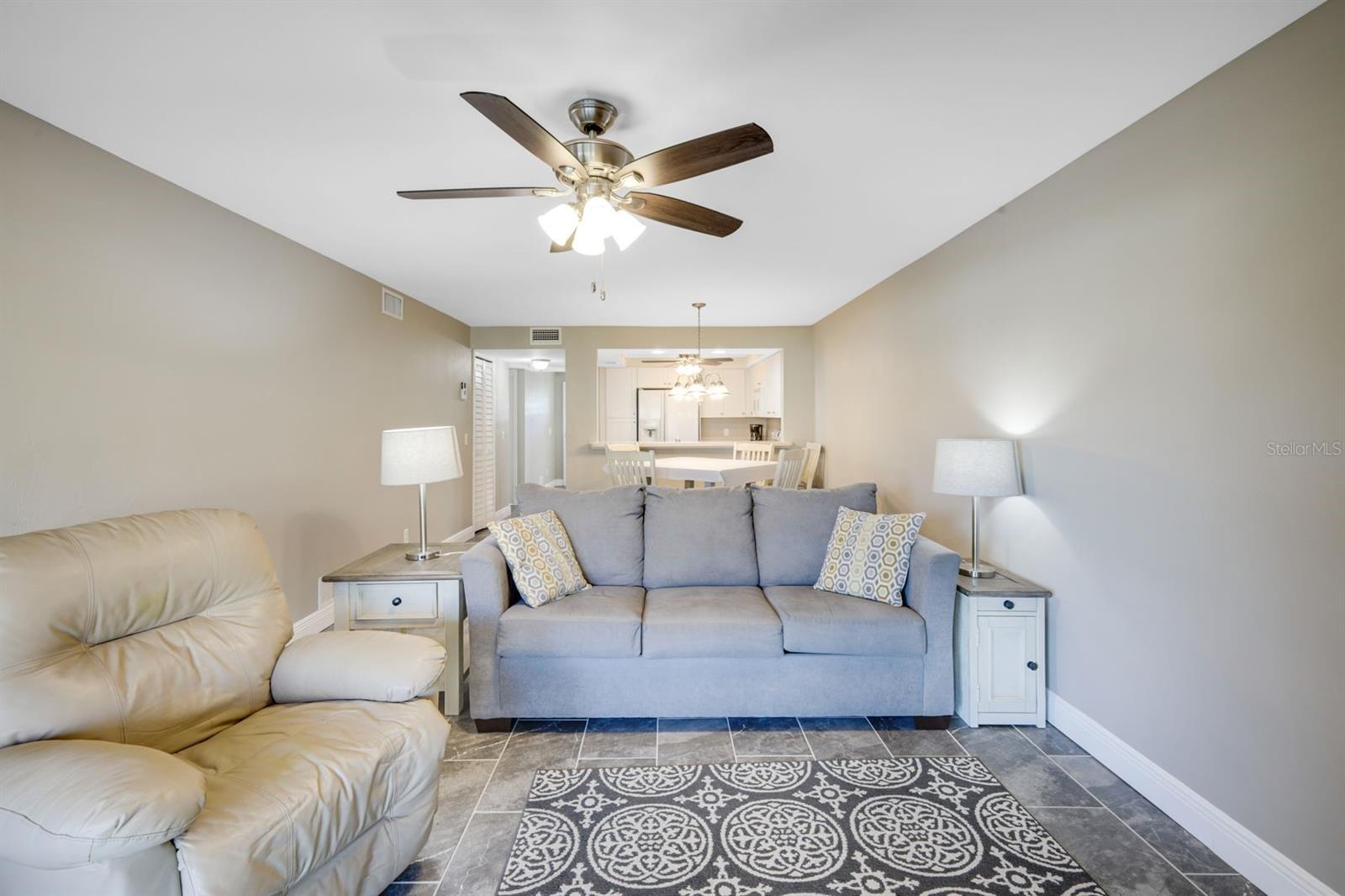 LE GRAND MARQUIS CONDO - Residential