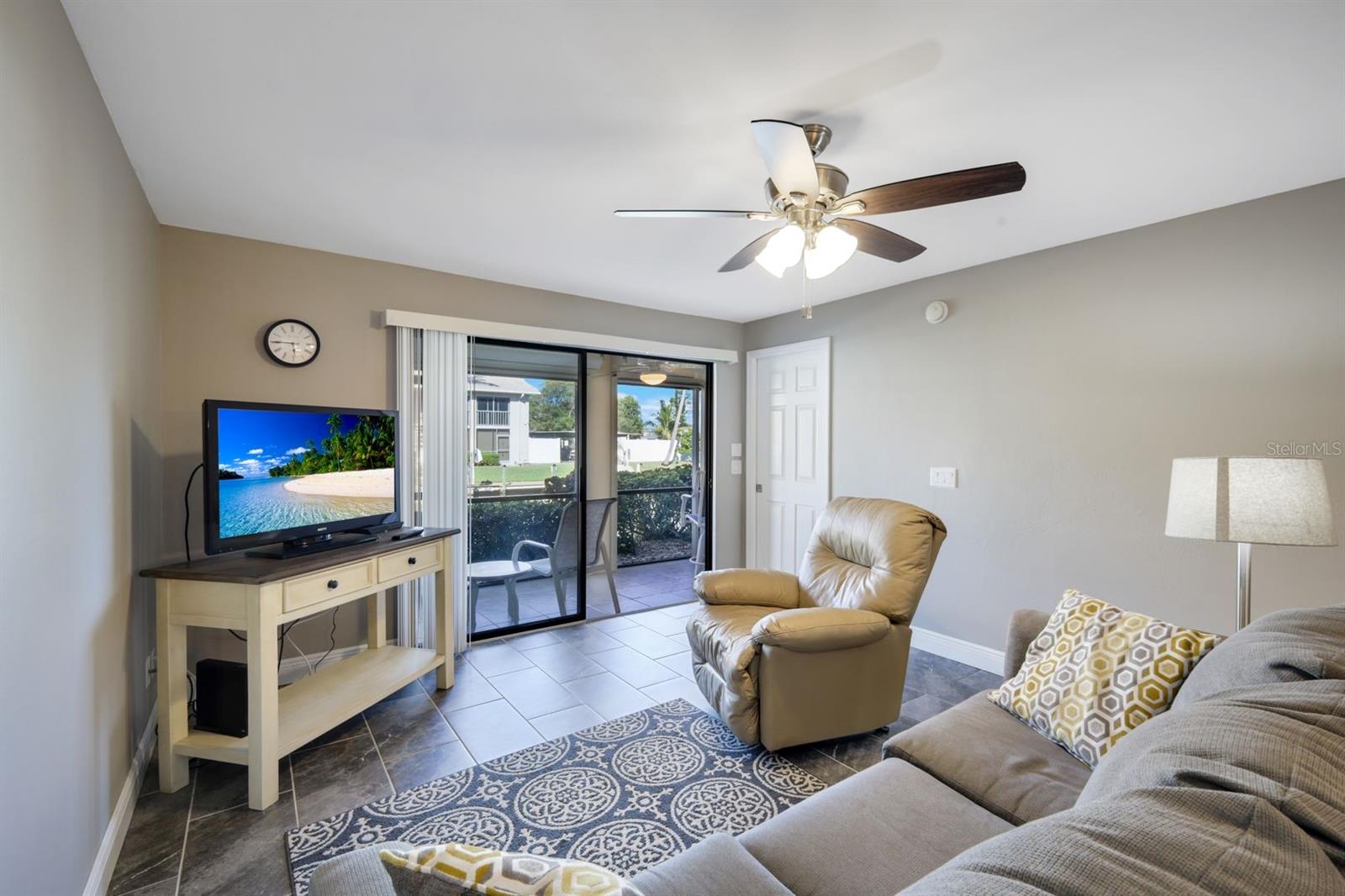 LE GRAND MARQUIS CONDO - Residential