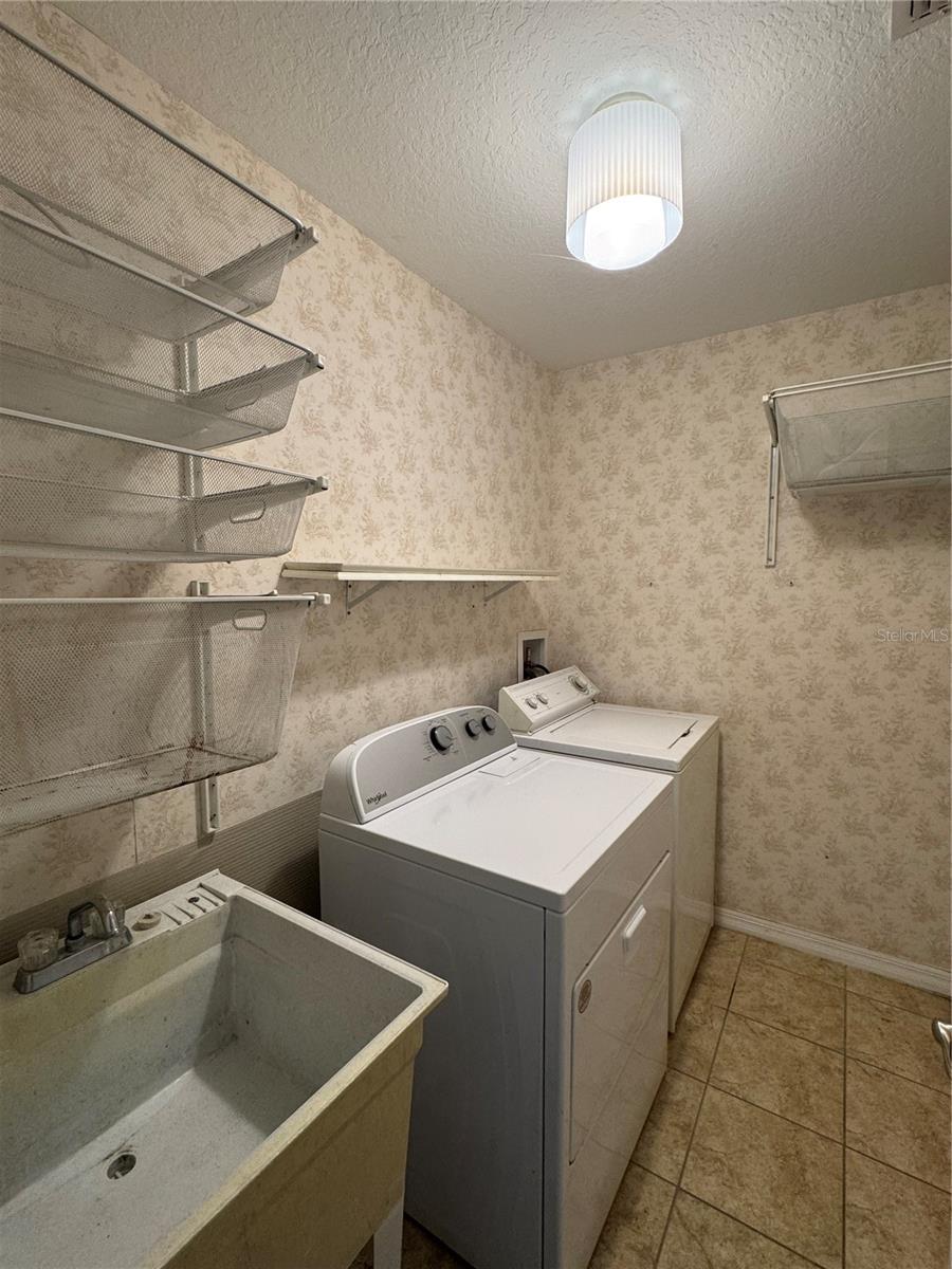 WINDERMERE LNDGS PH 02 - Residential