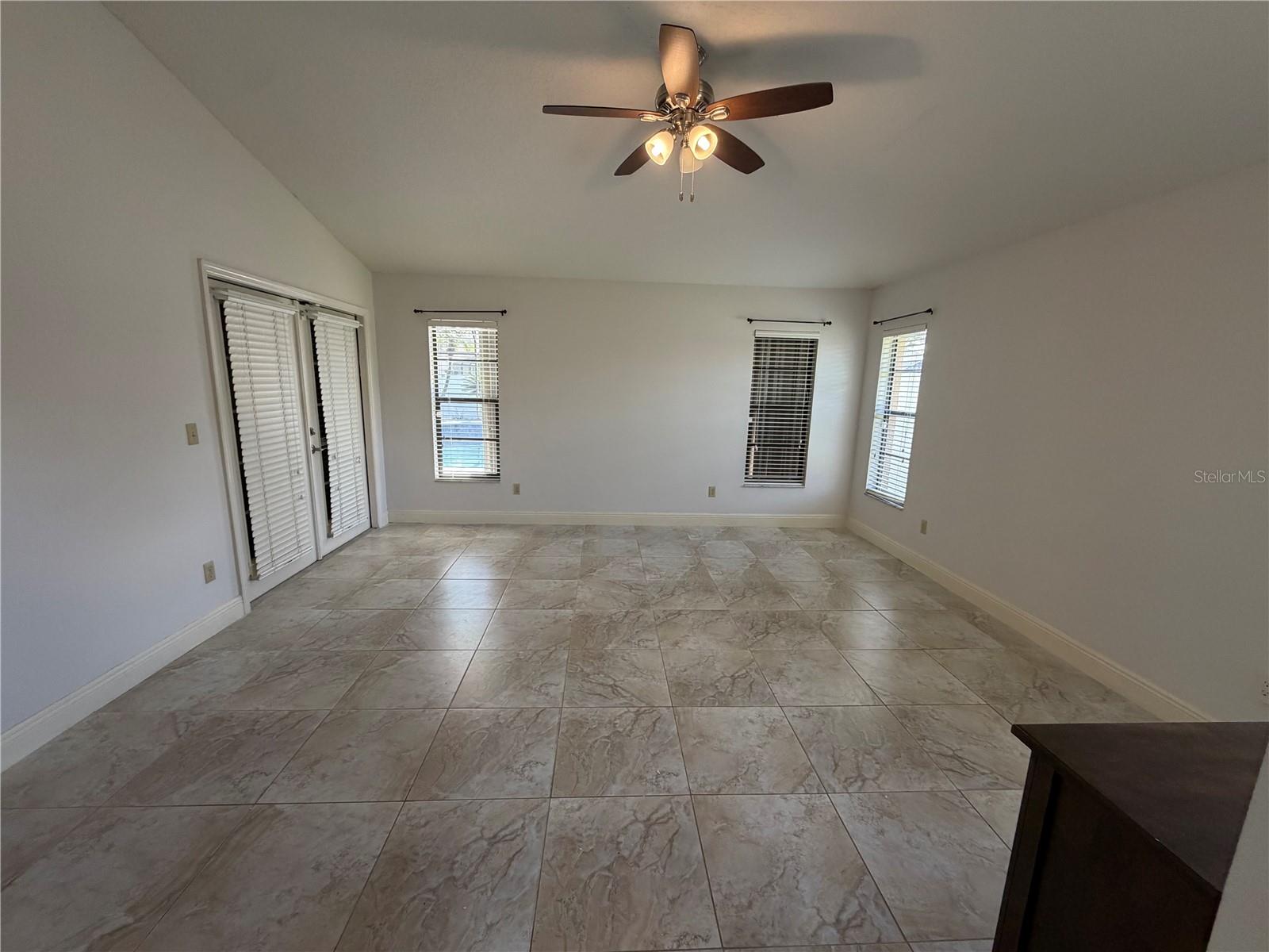 ROCKET CITY - Residential