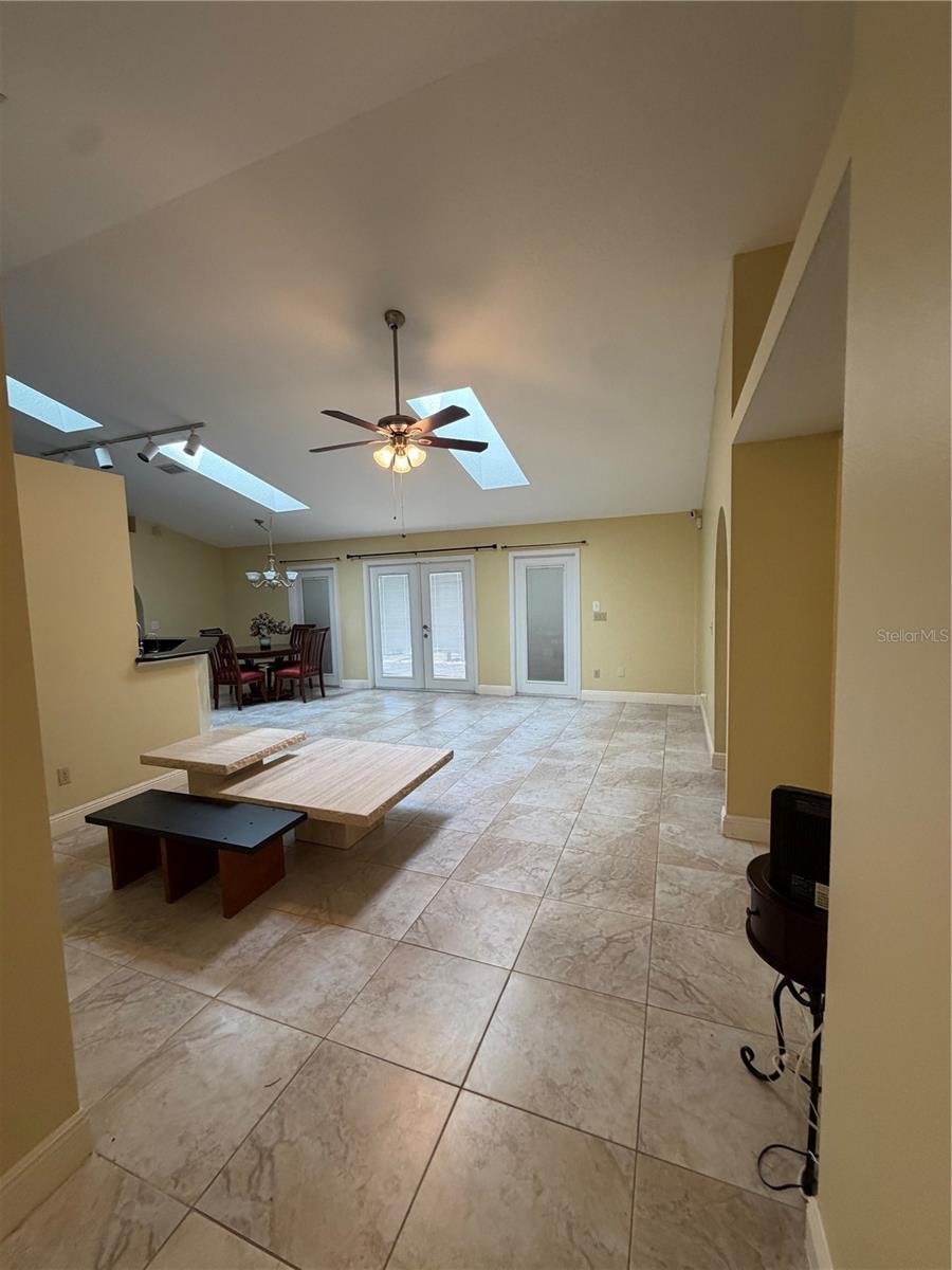 ROCKET CITY - Residential