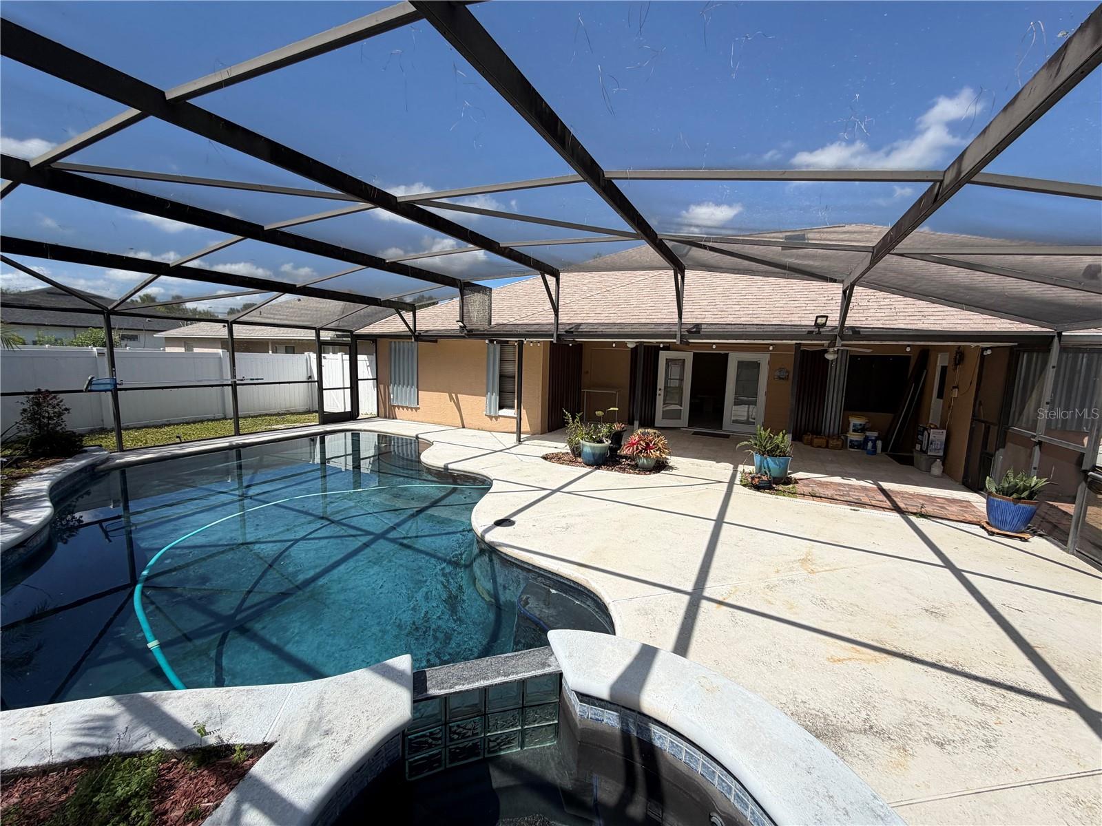 ROCKET CITY - Residential