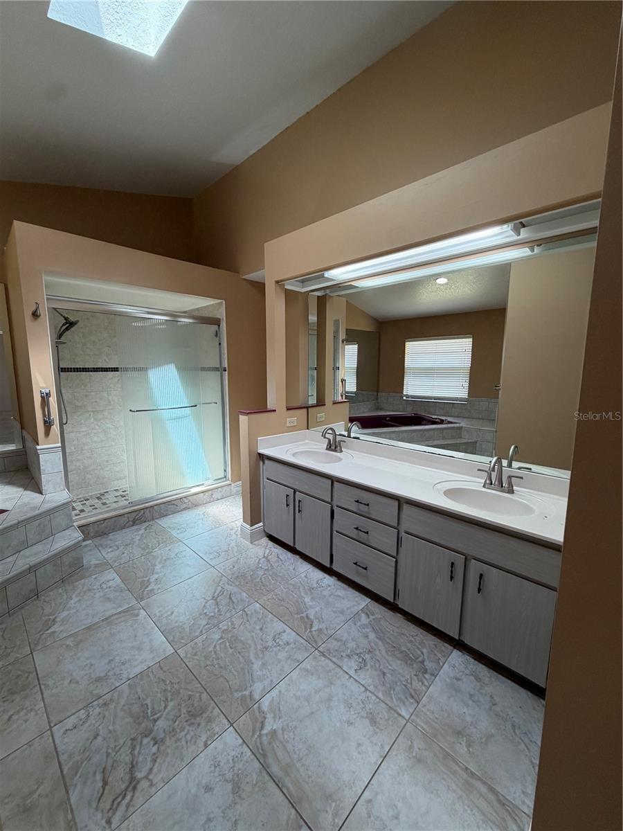 ROCKET CITY - Residential