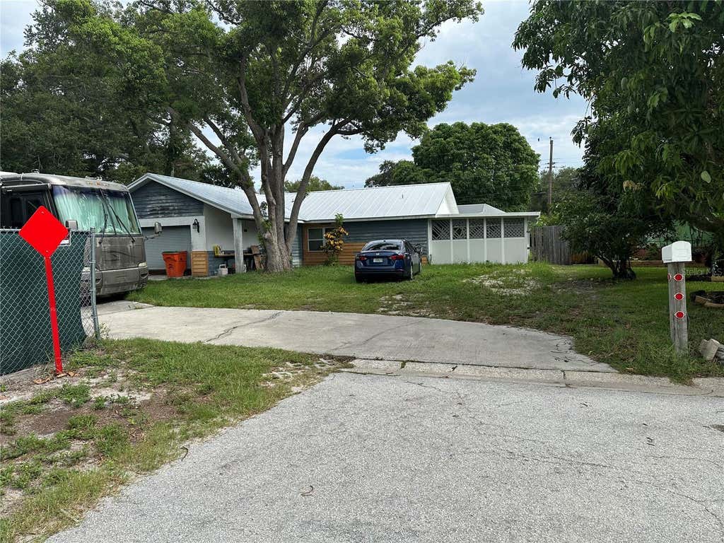 Photo of 2248 Beverly Lane, Clearwater, FL 33764 (MLS # TB8530769)