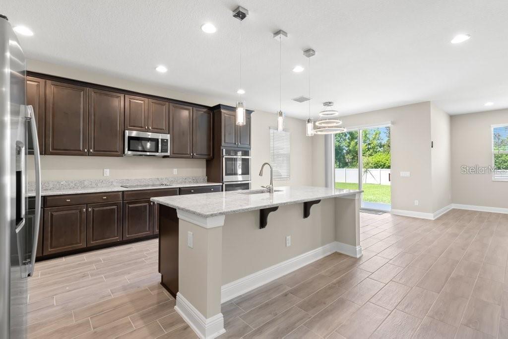 MORRIS BRIDGE MANORS - Residential Lease