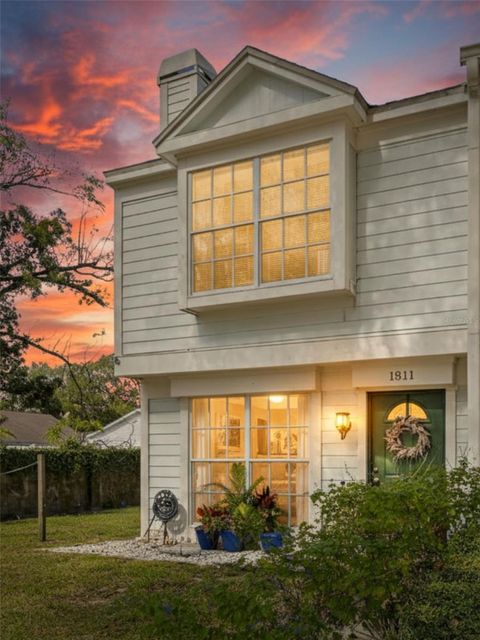 1811 MILL RUN CIRCLE TAMPA FL 33613