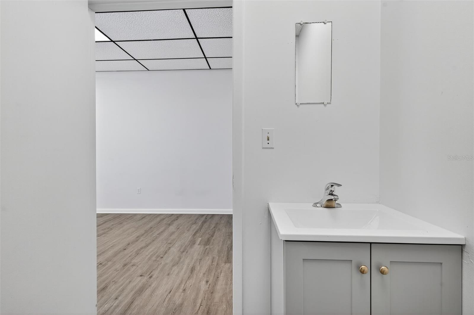 PARK CENTRE CONDO - Commercial Lease