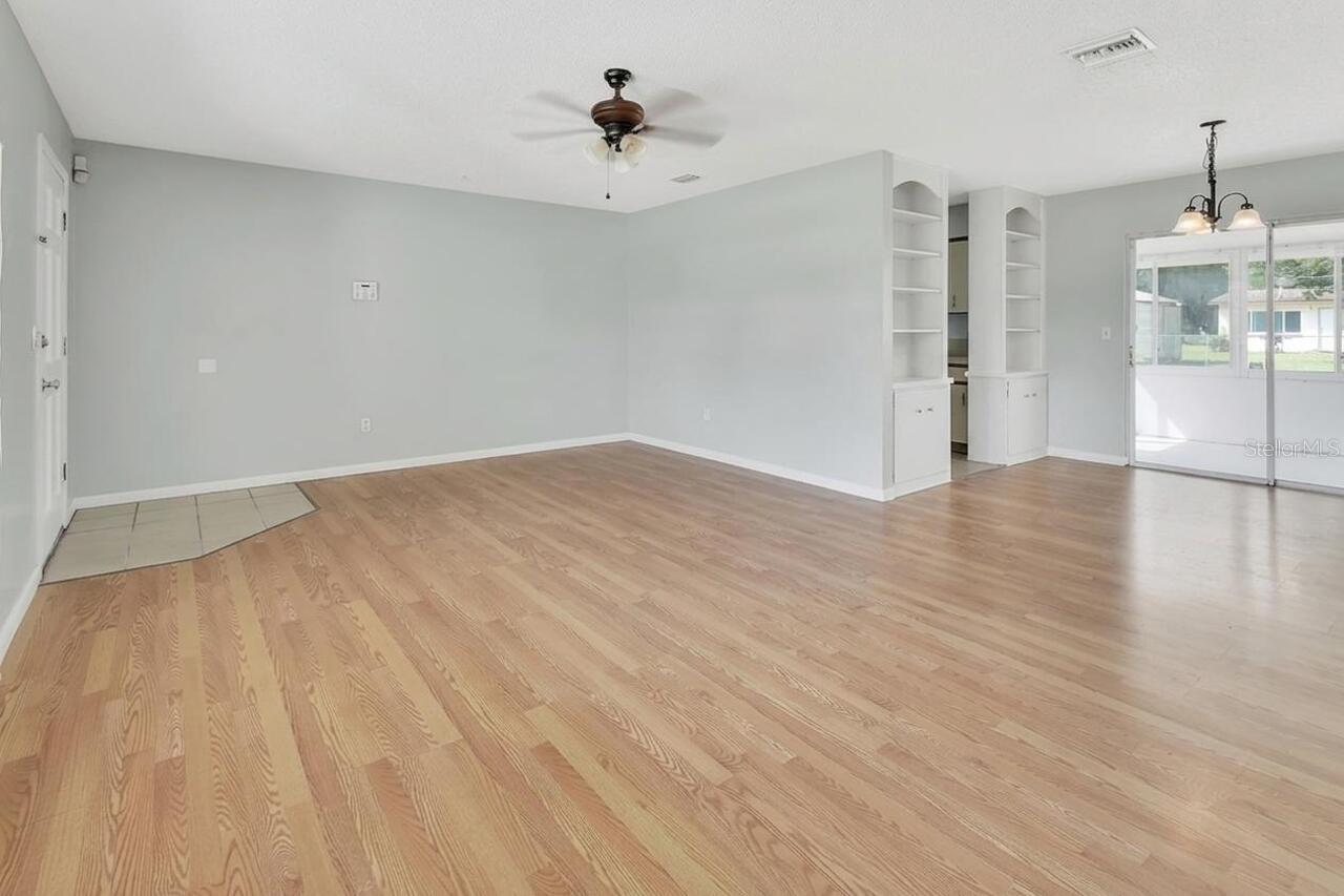 9 LARKSPUR LANE