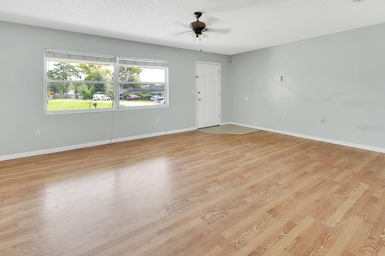 9 LARKSPUR LANE