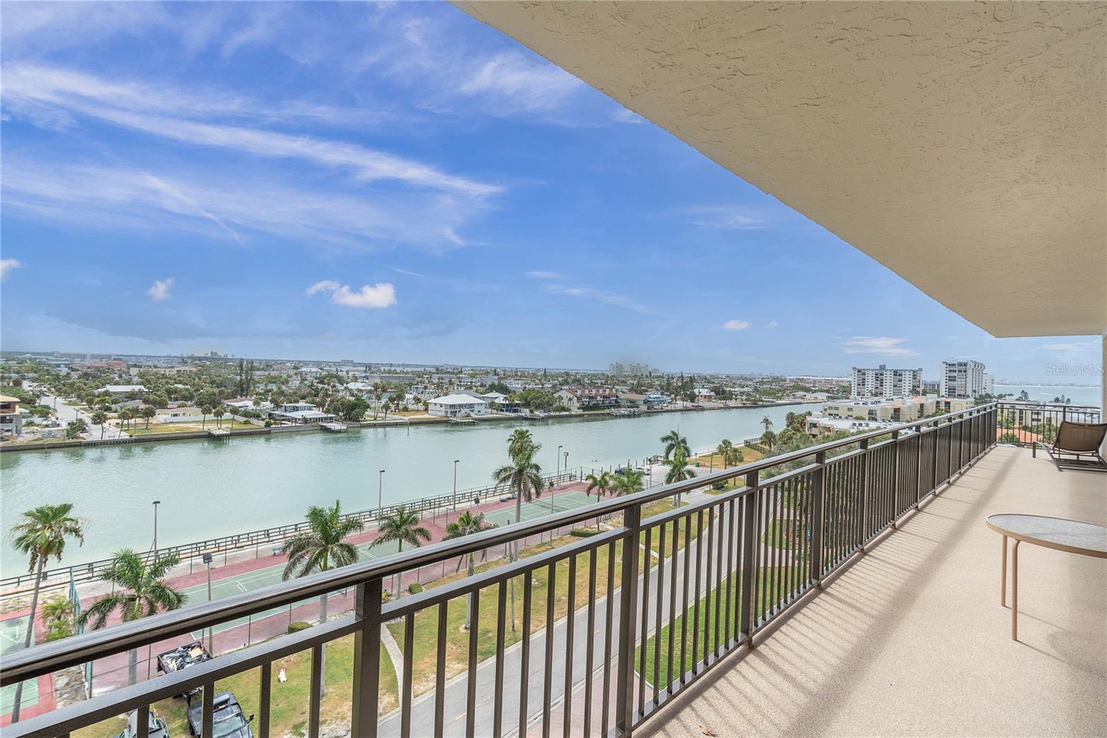 7600 BAYSHORE DRIVE 701