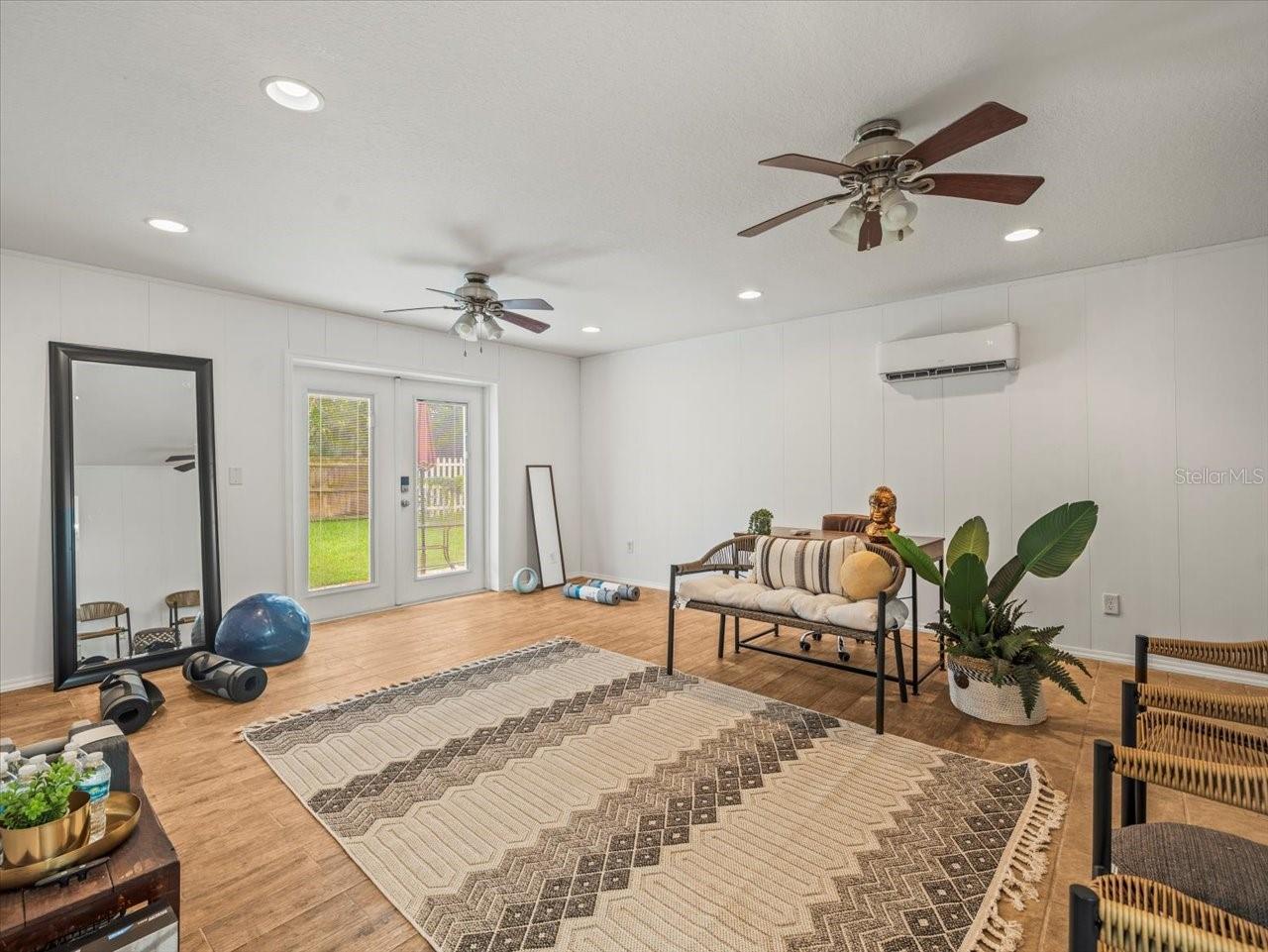 GULF COAST RET - Residential