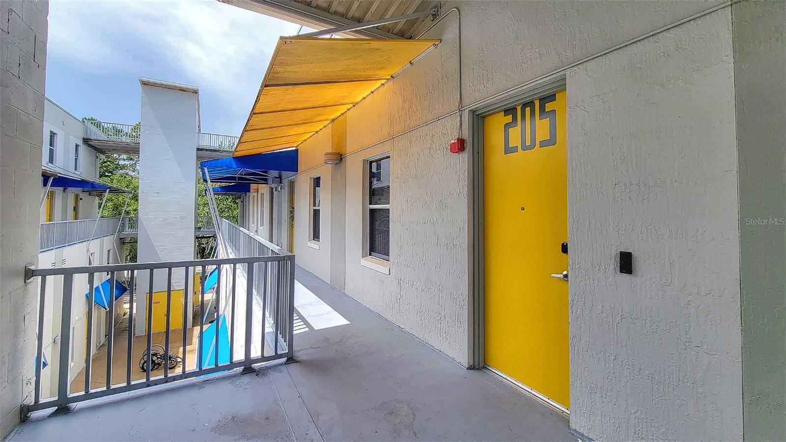 2515 SW 35TH PLACE 205
