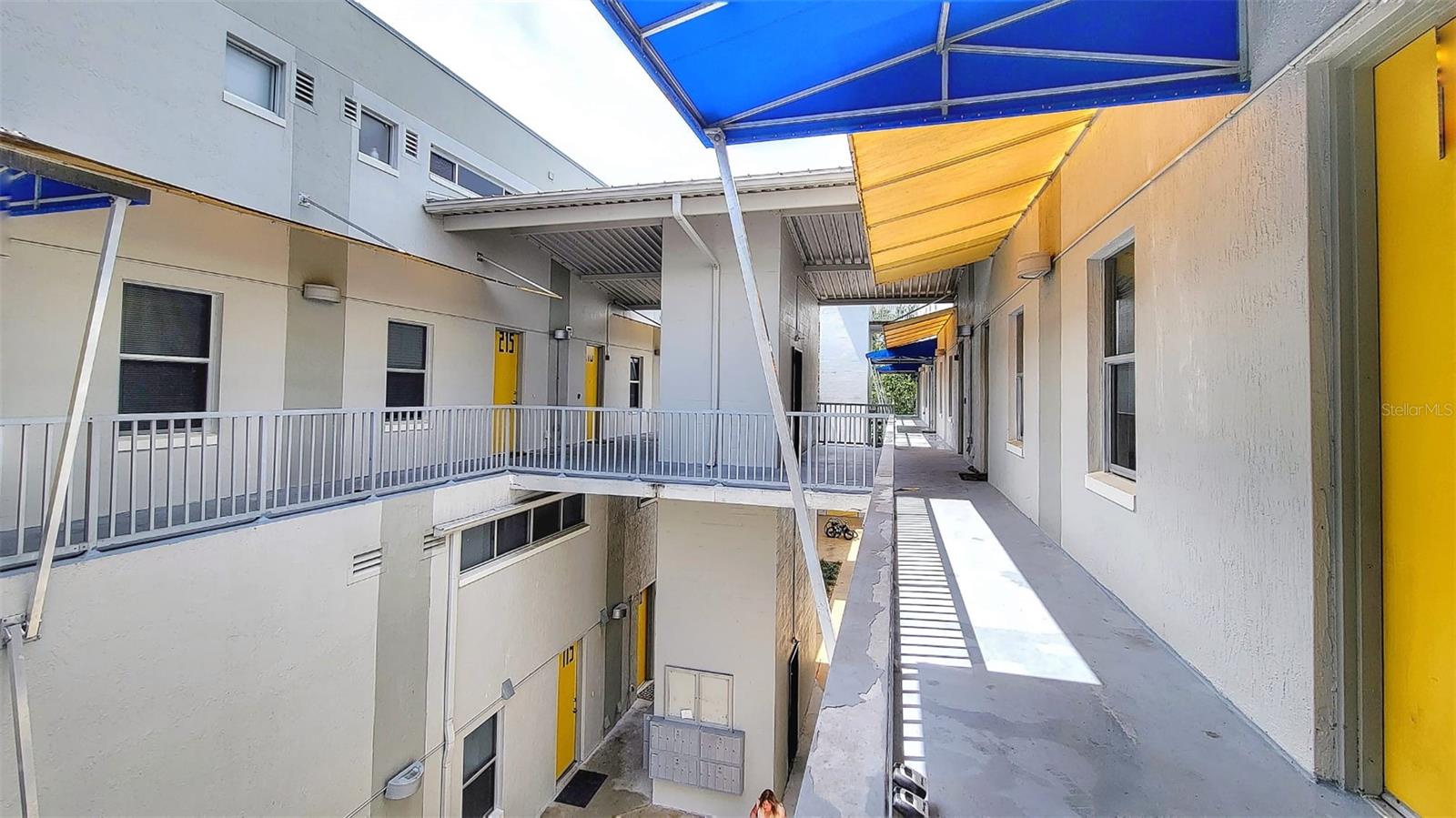 2515 SW 35TH PLACE 205