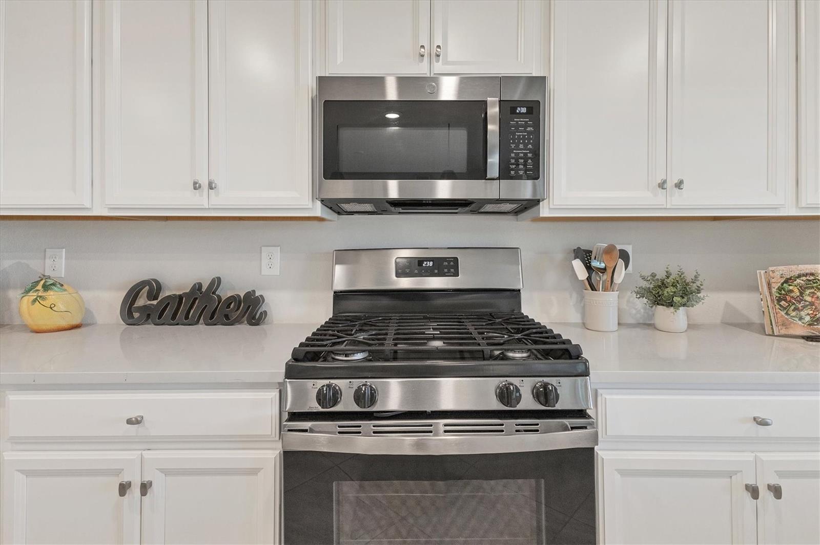 LAKEWOOD NATIONAL COACH HOMES III - Residential Lease