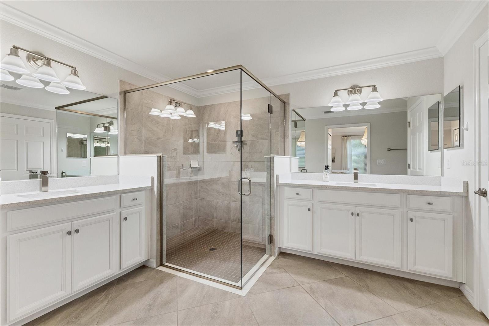 LAKEWOOD NATIONAL COACH HOMES III - Residential Lease