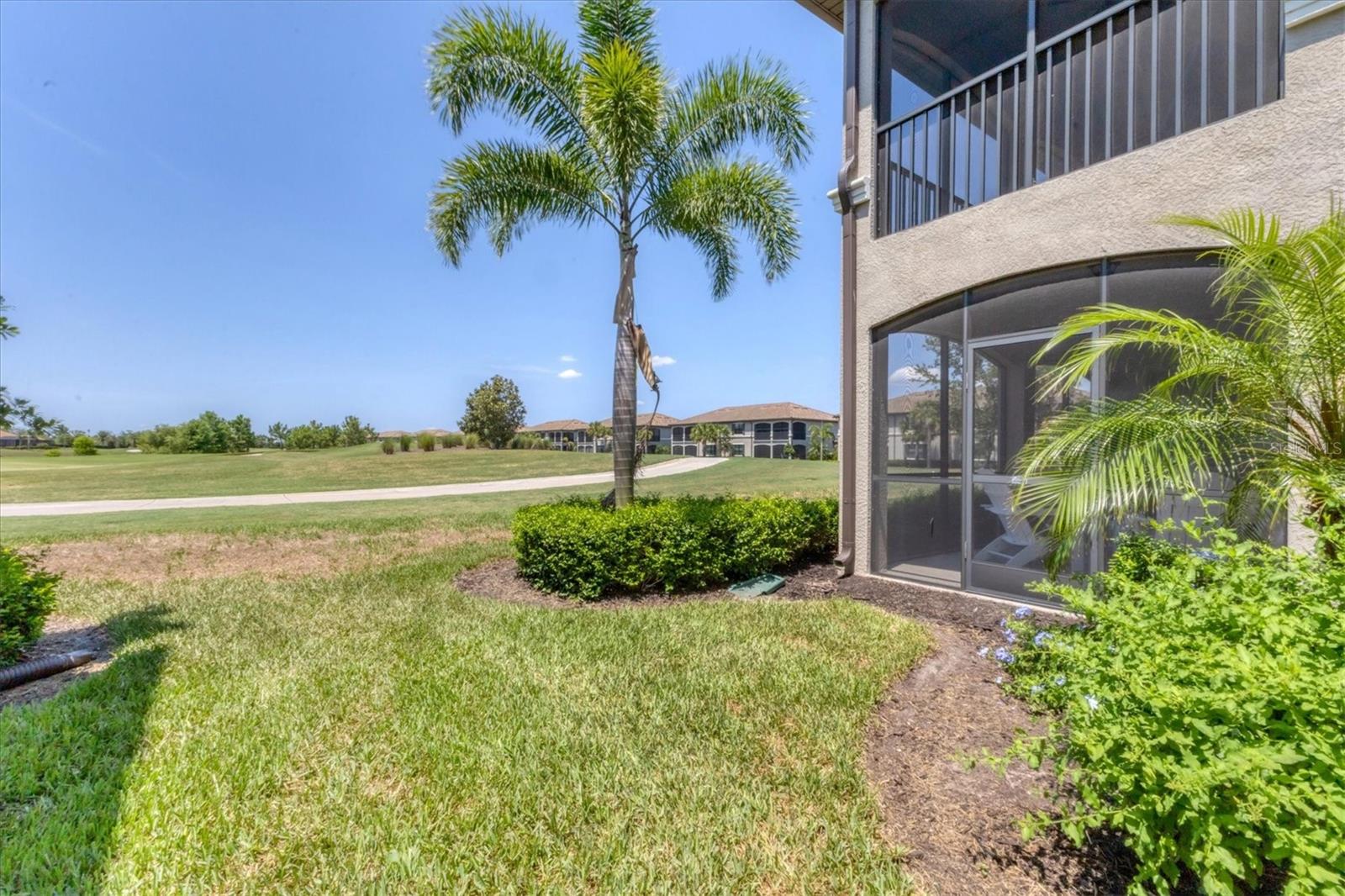 LAKEWOOD NATIONAL COACH HOMES III - Residential Lease