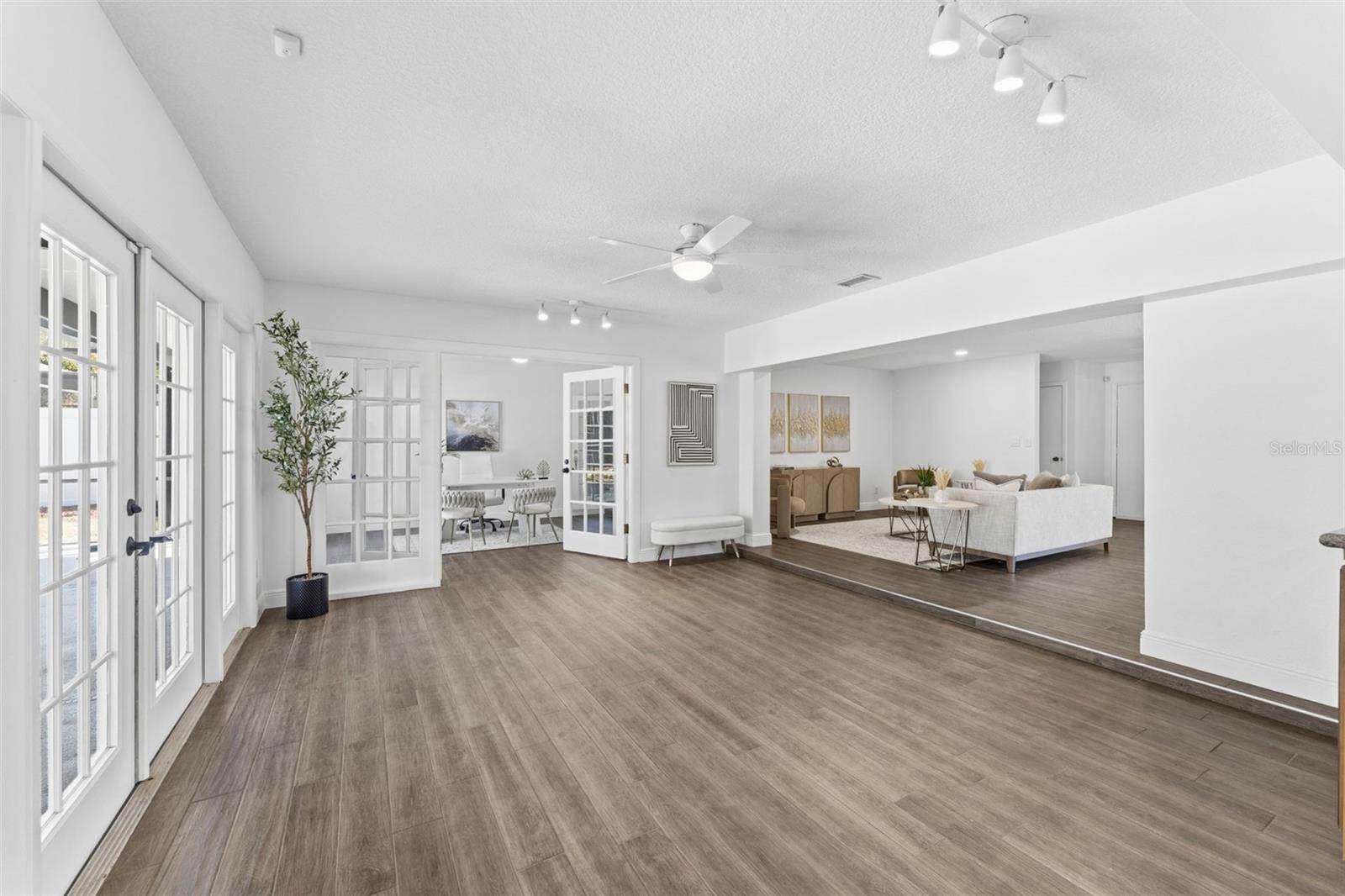 CLUBHOUSE ESTATES OF COUNTRYSIDE - Residential