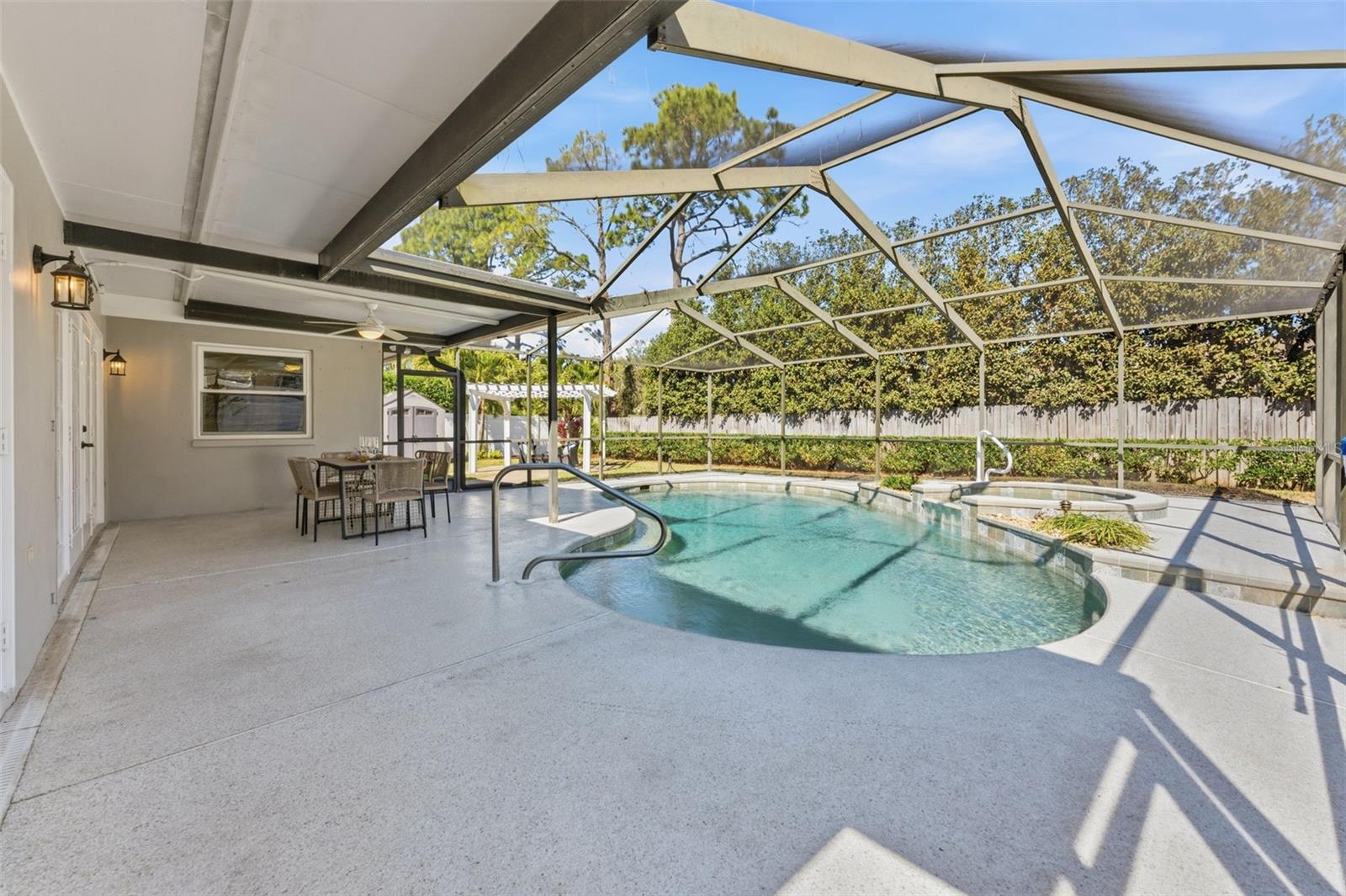 CLUBHOUSE ESTATES OF COUNTRYSIDE - Residential