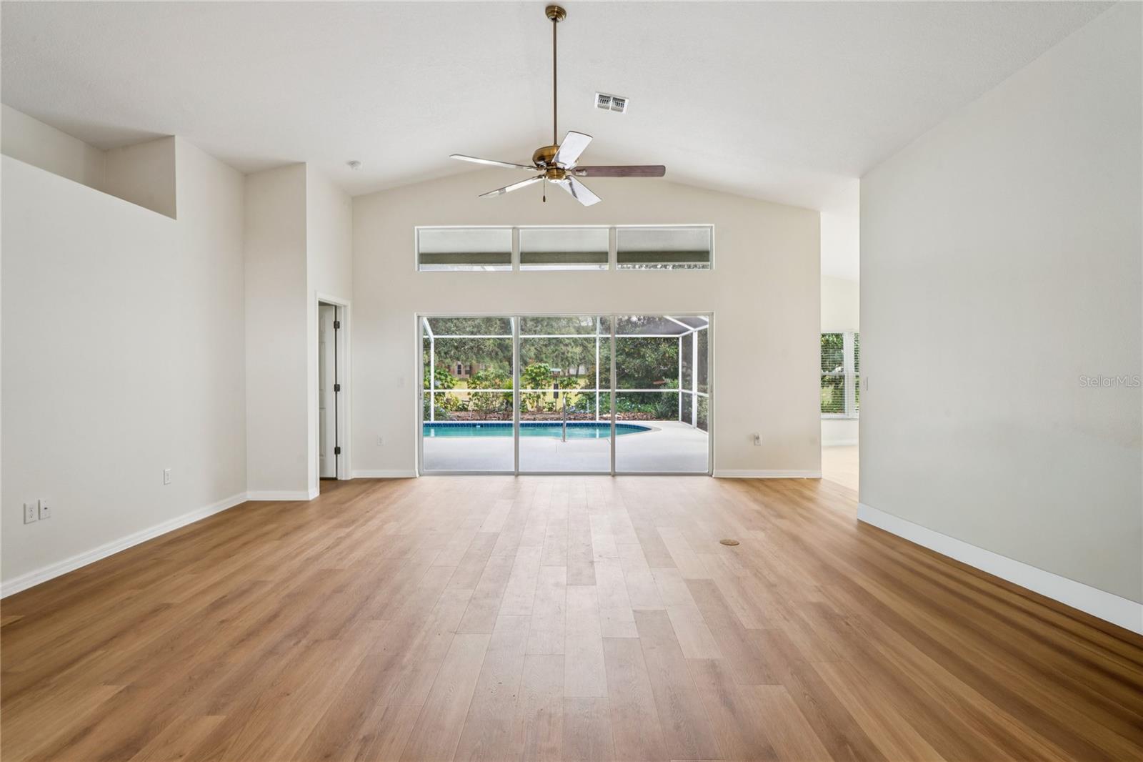 WELLINGTON AT SEVEN HILLS PH 8 - Residential