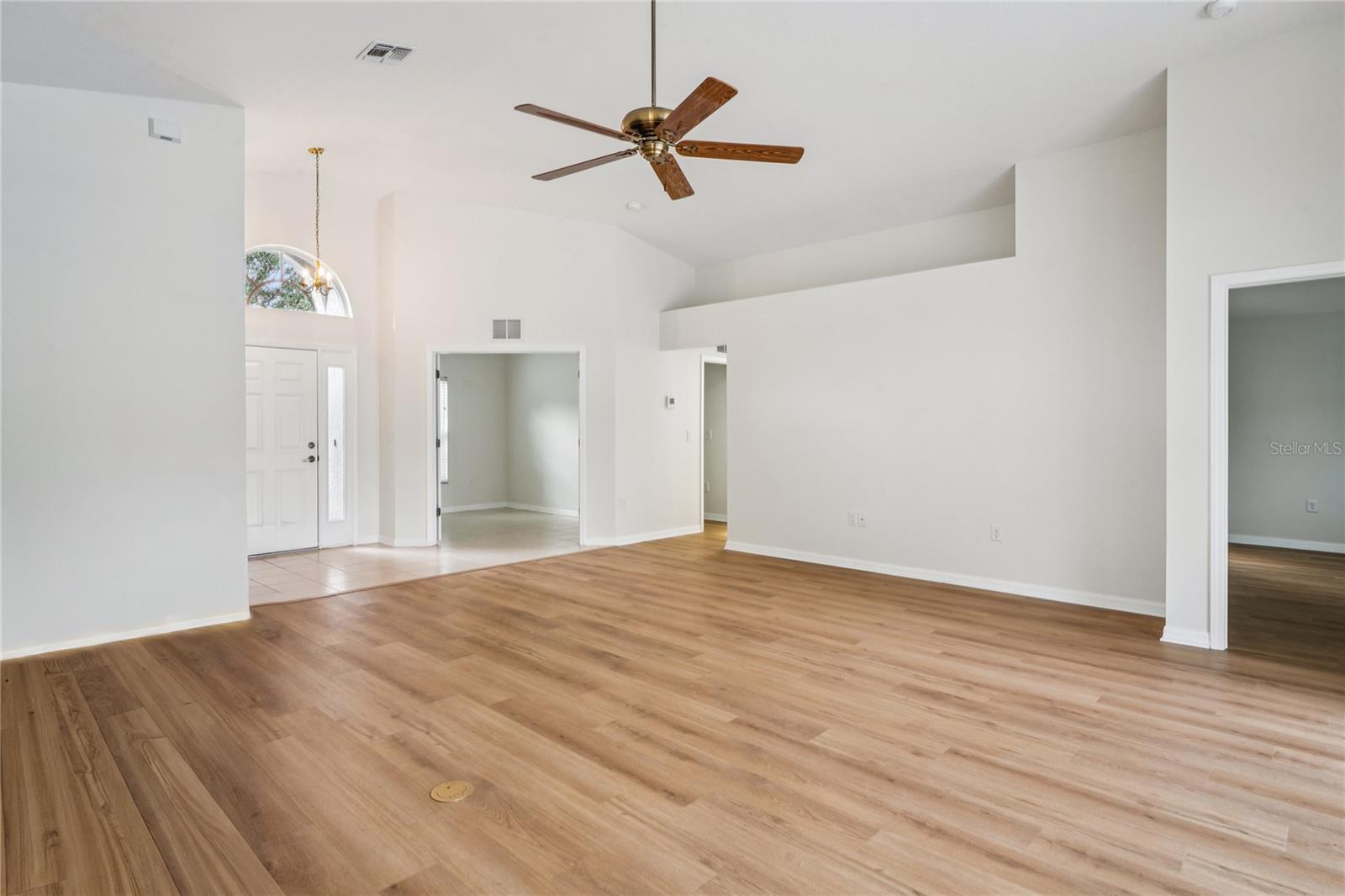 WELLINGTON AT SEVEN HILLS PH 8 - Residential