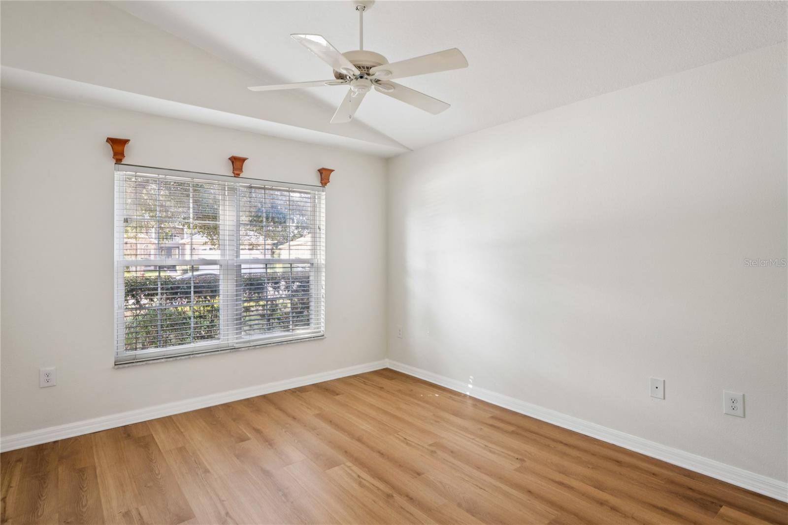 WELLINGTON AT SEVEN HILLS PH 8 - Residential