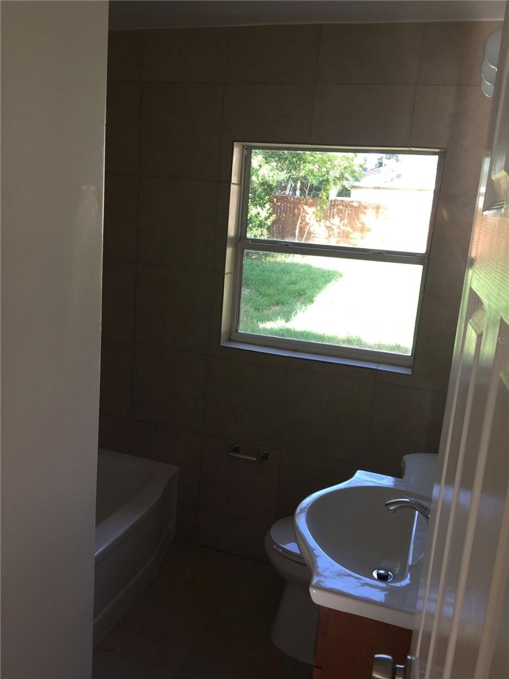 Photo of 121 Stefanik Road, Winter Park, FL 32792 (MLS # A4669103)